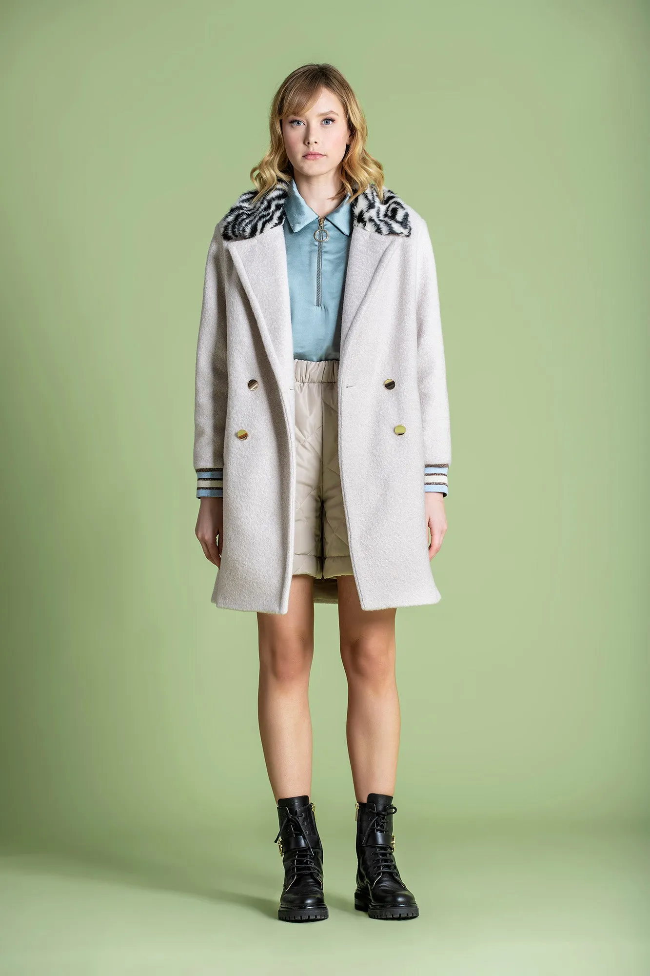 FUR COLLAR COAT